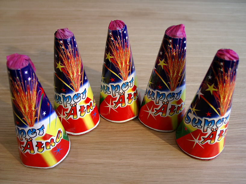 Super Ätna van Keller Feuerwerk. Leuke vulkanen voor weinig geld.